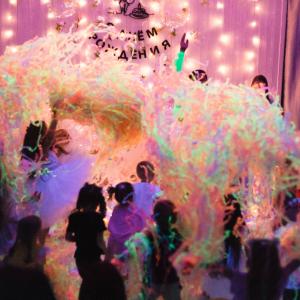 Неоновое шоу